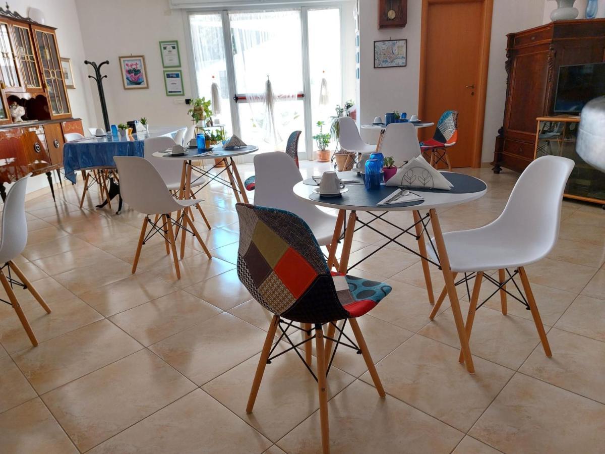 B&B Villa Maria Ester Весте Екстериор снимка